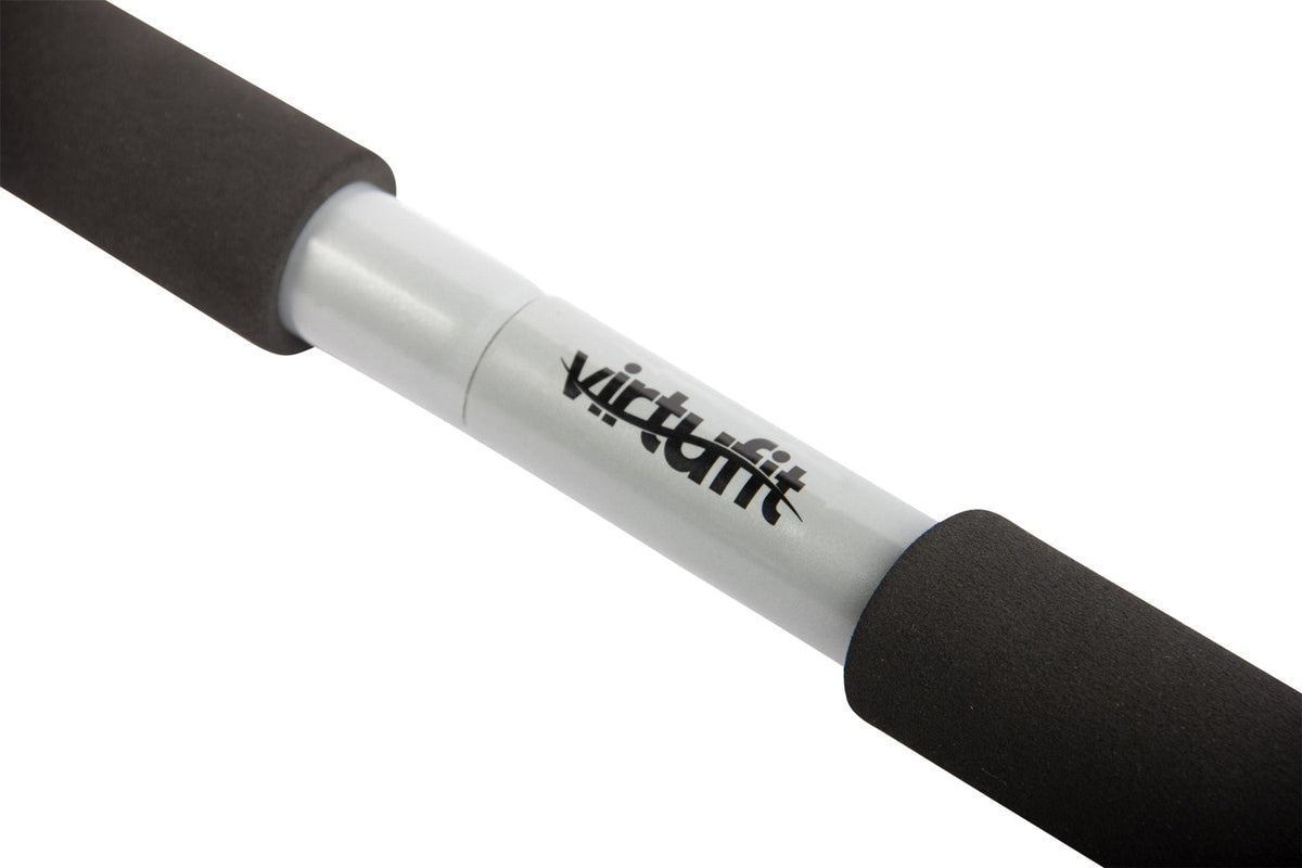 VirtuFit Multifunctionele Optrekstang - Pull Up Bar - Grijs/Zwart - In gebruik