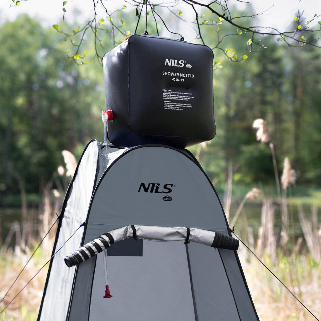 NILS Camp Pop-up Omkleedtent - Grijs - In gebruik
