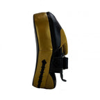 Super Pro Combat Gear Curved Lederen Handpads - Zwart / Goud - In gebruik