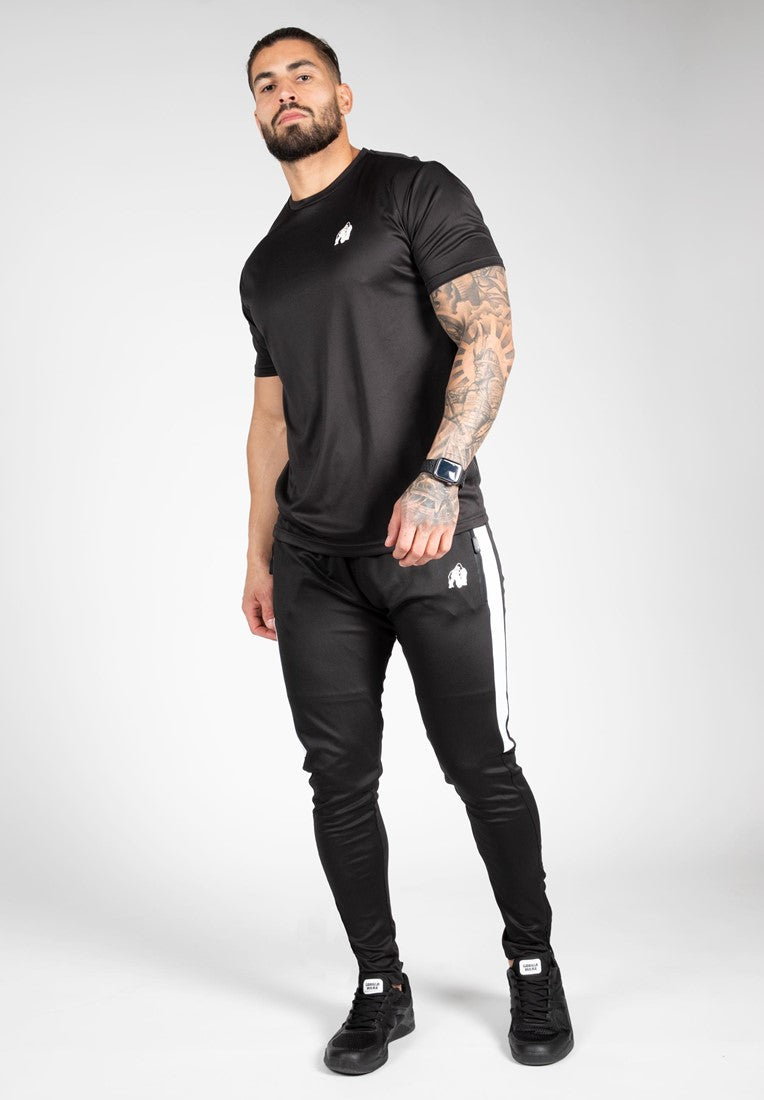 Gorilla Wear Benton Trainingsbroek - Zwart - In gebruik