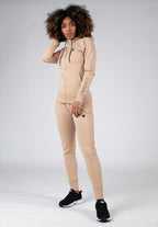 Gorilla Wear Marion Joggingbroek - Beige - In gebruik