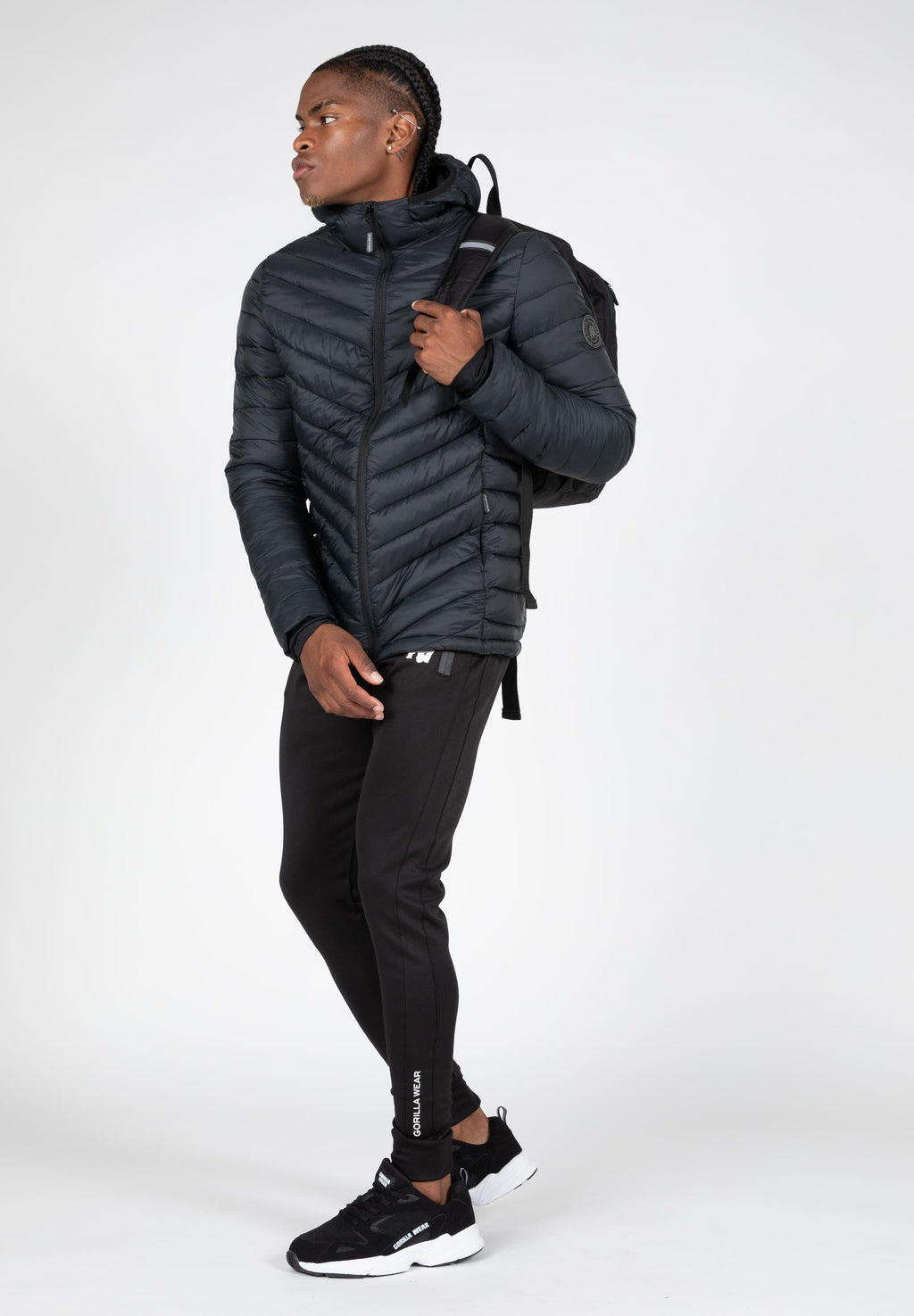 Gorilla Wear Osborn Puffer Jas - Zwart - In gebruik