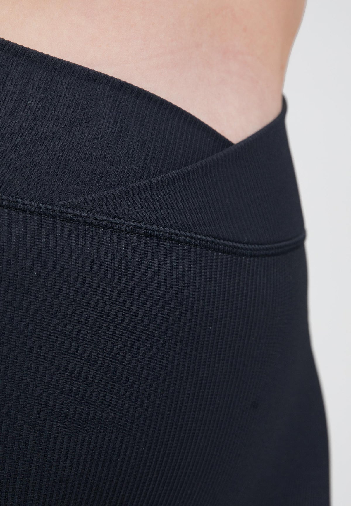 Gorilla Wear Carmen Flared Legging - Zwart - Detail