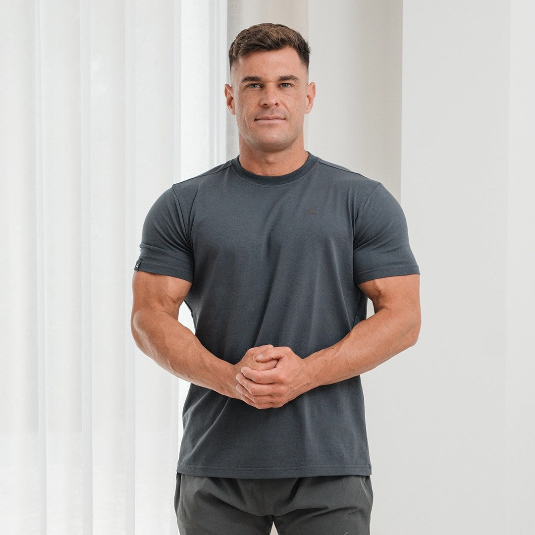 Reeva Premium Active Tee - Sport T-shirt  - Grijs - Detail