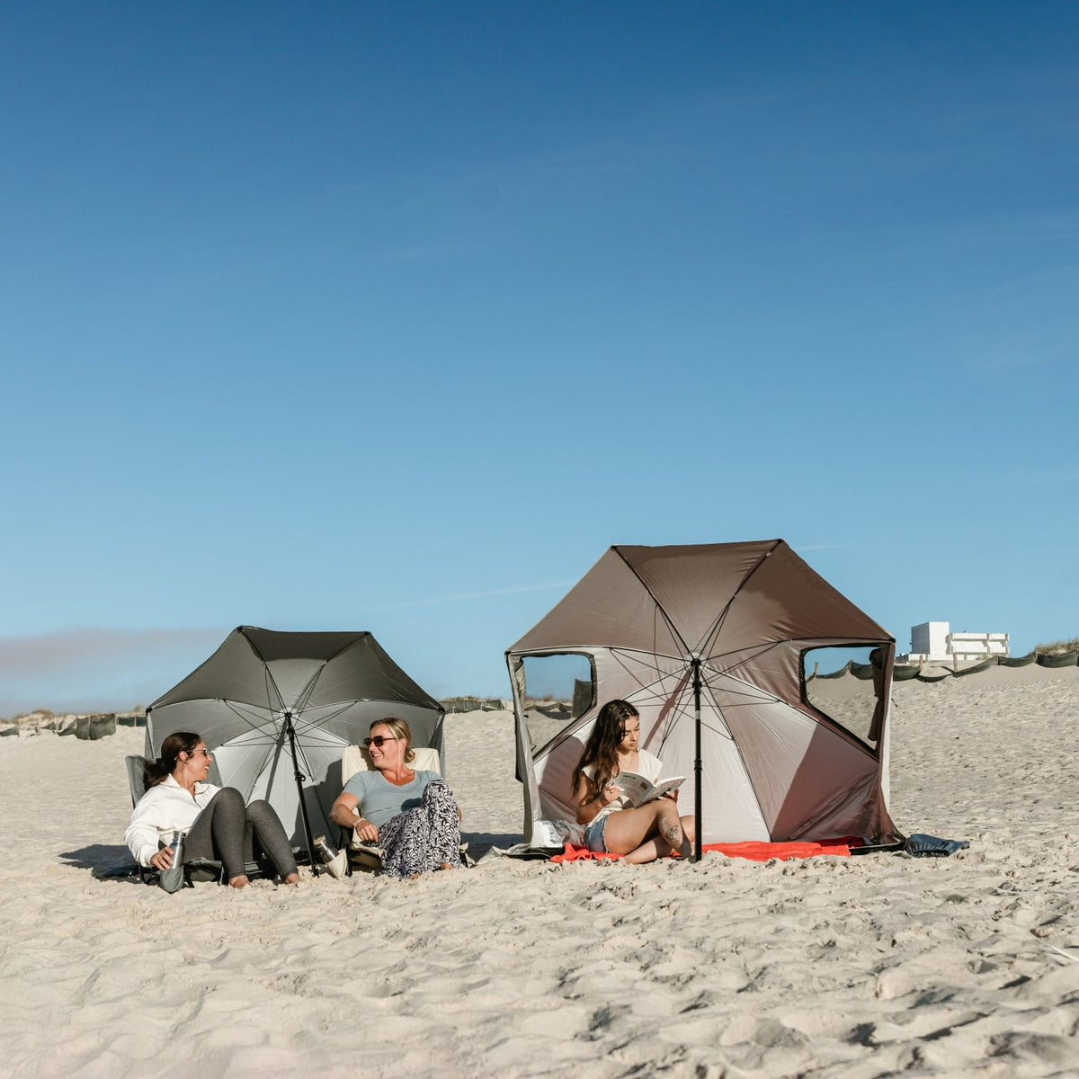 VirtuFit Strandparasol - Windscherm - Strandtent - 160 cm - Zwart - Detail