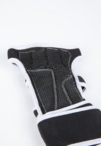 Gorilla Wear Yuma Krachtsport Handschoenen - Zwart/Wit - Detail