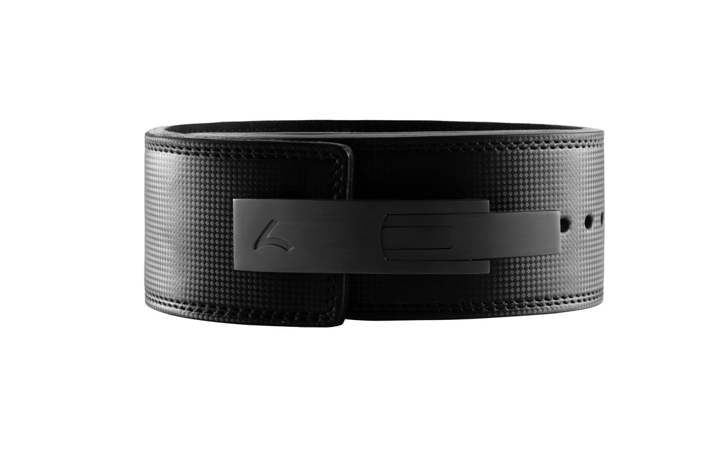 Reeva Lifting Belt van Carbon Leer - RVS Gesp - 13 mm - In gebruik