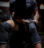 Reeva Powerlifting Knee Sleeves - Knie Bandages - 7 mm - Grijs - Afbeelding 5