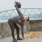 Ultimate Instability Aquaball - Sloshball - Max 40 kg - Zwart - In gebruik