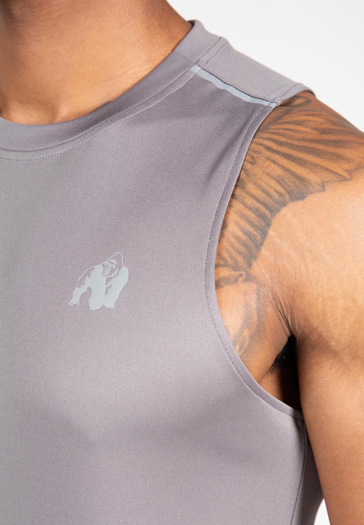 Gorilla Wear Easton Tank Top - Grijs - In gebruik
