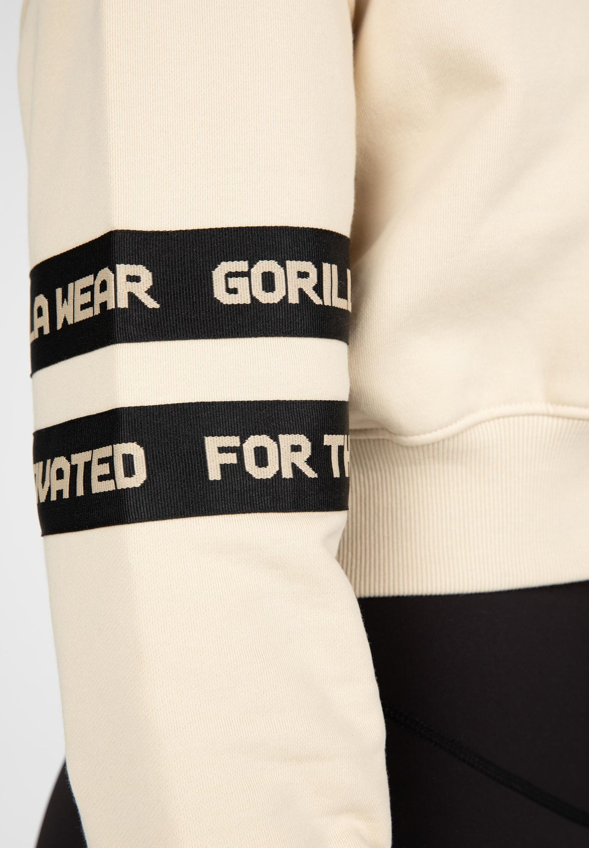 Gorilla Wear Tracey Cropped Hoodie - Beige - In gebruik