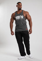 Gorilla Wear Classic Tank Top - Donkergrijs - In gebruik