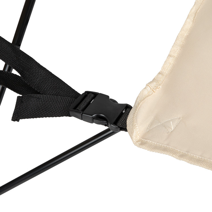 VirtuFit Opvouwbare Camping Stoel met Voetsteun - Strandstoel - Beige - Tweedekans - Afbeelding 6