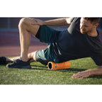 Triggerpoint Foam Roller Grid Travel - Oranje/Zwart - Sfeerafbeelding