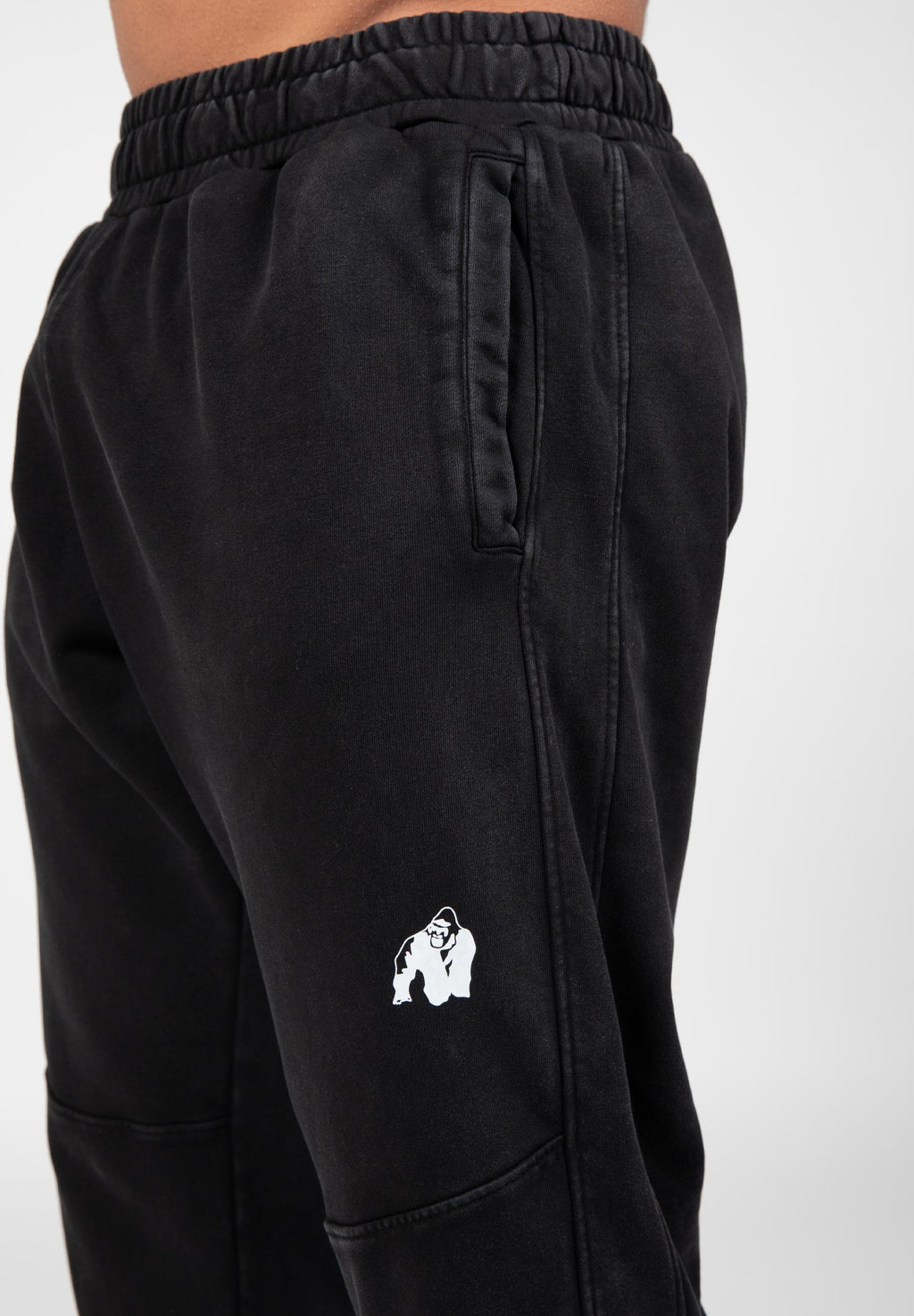Gorilla Wear Curtis Joggingbroek - Washed Grijs - In gebruik