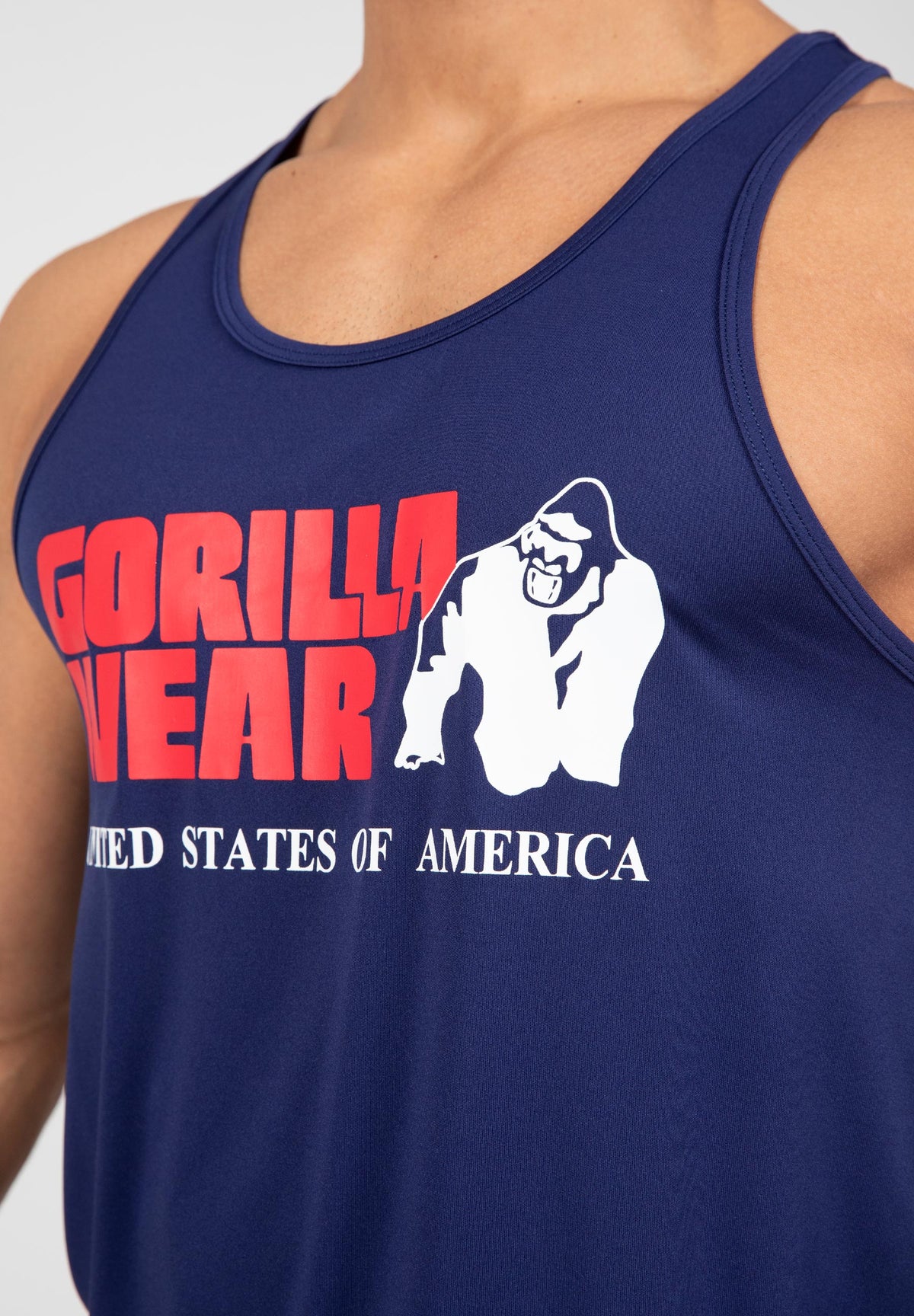 Gorilla Wear Classic Training Tank Top - Marine blauw - In gebruik
