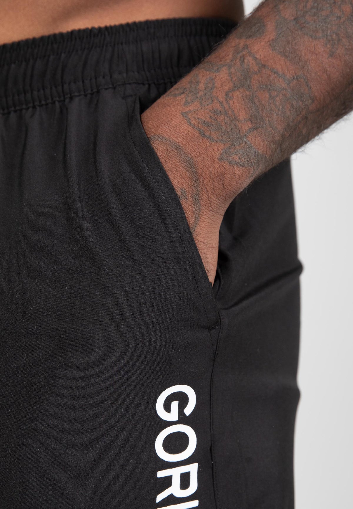 Gorilla Wear Clarkson Shorts - Korte Broek - Zwart - In gebruik