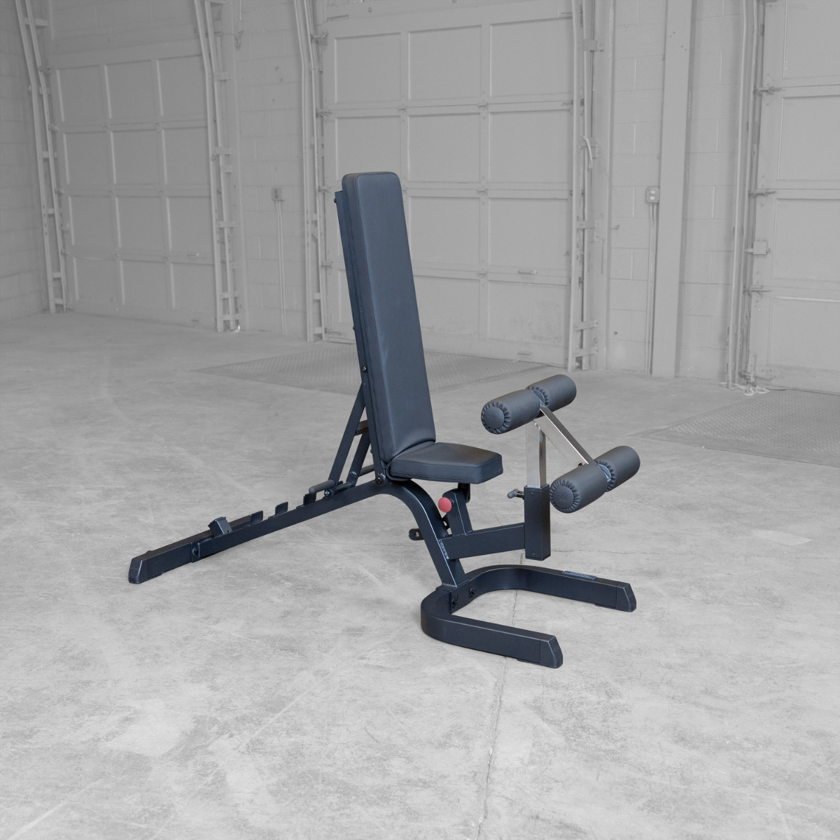 Body-Solid GFID71B Heavy Duty FID Trainingsbank - In gebruik