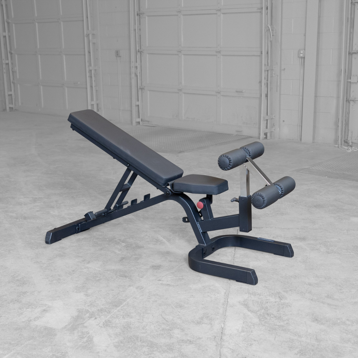 Body-Solid GFID71B Heavy Duty FID Trainingsbank - Afbeelding 5