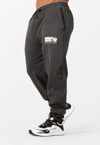 Gorilla Wear Classic Oversized Sweatpants - Donkergrijs Gemeleerd - In gebruik