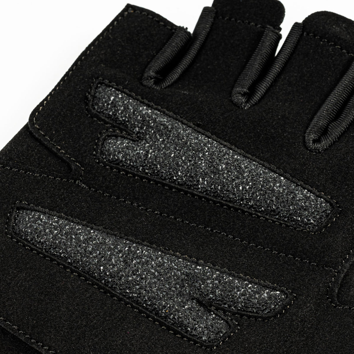 Reeva Dames Fitness Handschoenen - Zwart - In gebruik