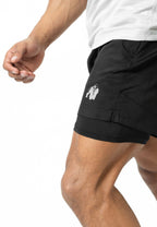 Gorilla Wear Lowell 2-In-1 Shorts - Korte Broek - Zwart - In gebruik