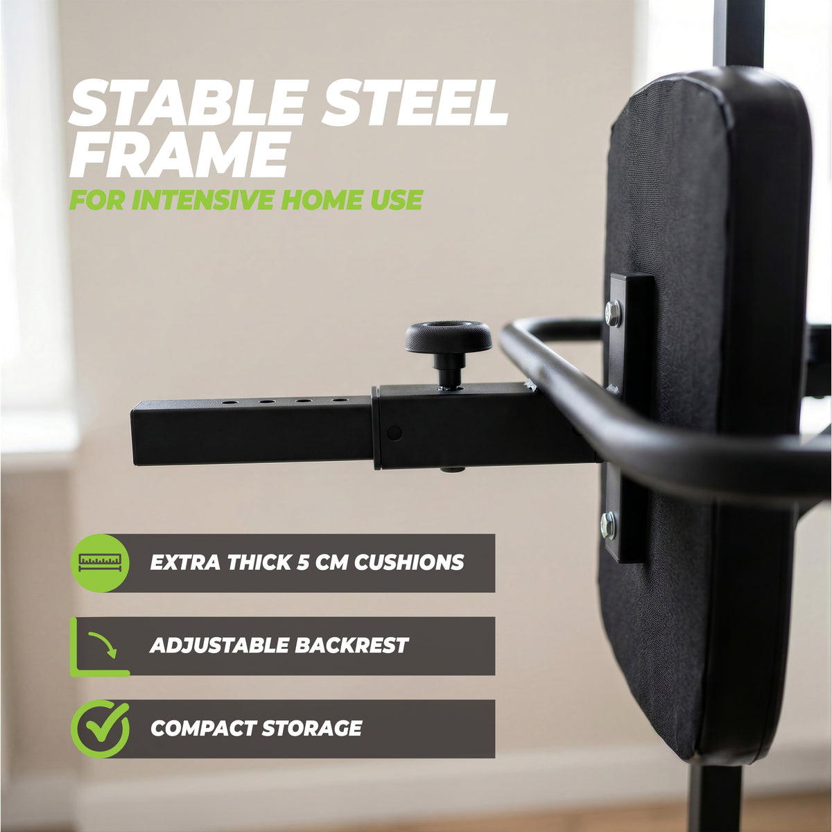 VirtuFit Verstelbare Power Tower - Pull Up & Dip Station - In gebruik
