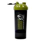 Gorilla Wear Shake Beker - 500 ml - Zwart/Legergroen - In gebruik