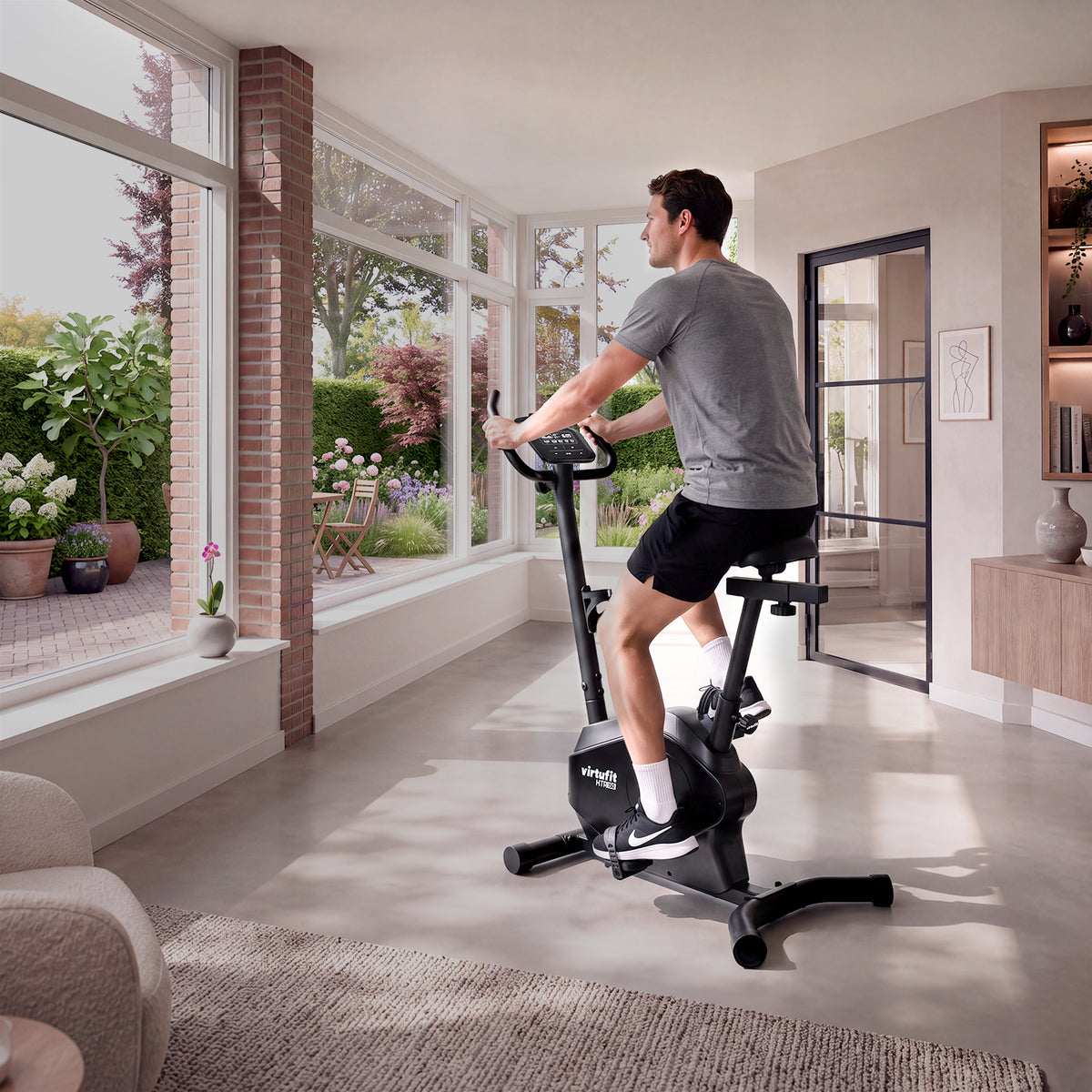 VirtuFit HTR150 Hometrainer - Voor lange gebruikers